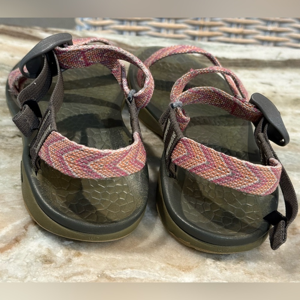 Women’s CHACO Z/Volv Classic sandals- Size 7 - Picture 5 of 6